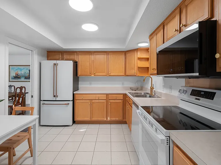 917 Claytonbrook Dr #3 — Photo 24