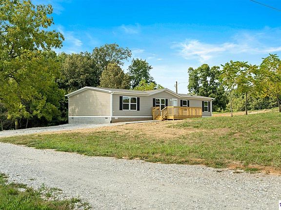 3rd image of 171 Pleasant Valley Ln