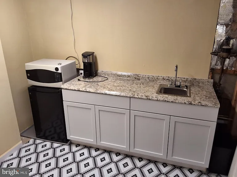 7416 Erska Woods Ct — Photo 11