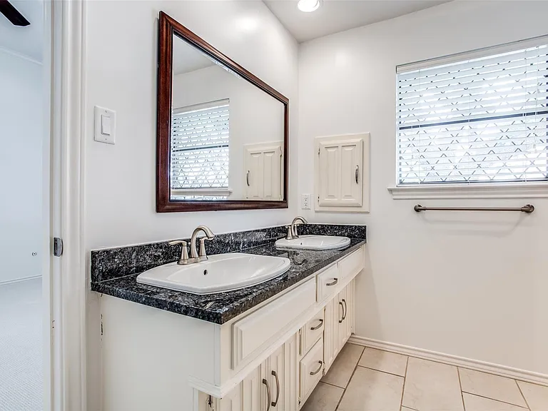 6926 Northwood Rd — Photo 27