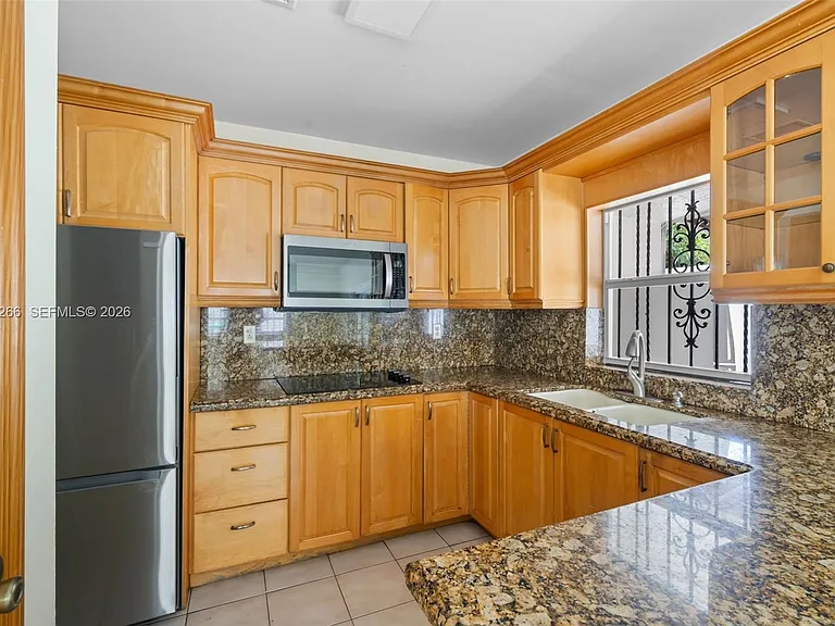 13 SW 97th Pl — Photo 13