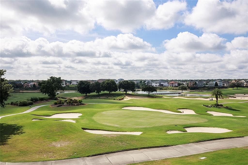 1323 Seven Eagles Ct #302