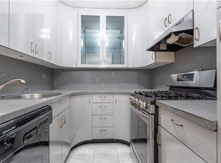 Lincoln Shore Owners, Brooklyn, NY 11235