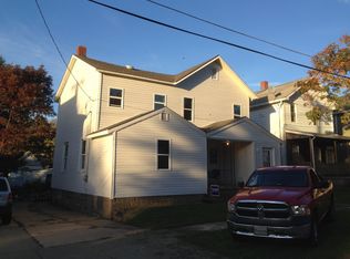 907 E 16th St, Ashtabula, OH 44004