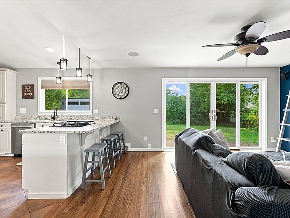 4th image of 55 Lindsay Rd
