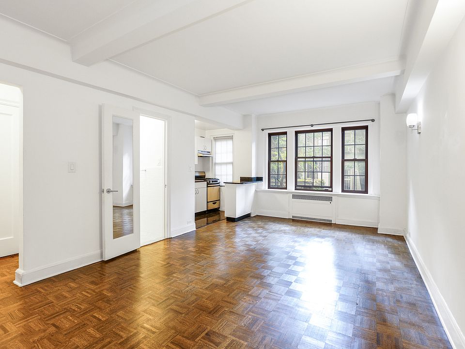 2nd image of 80 Cranberry St #3L