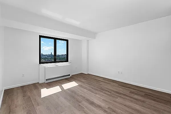 Rented by REAL New York | media 6