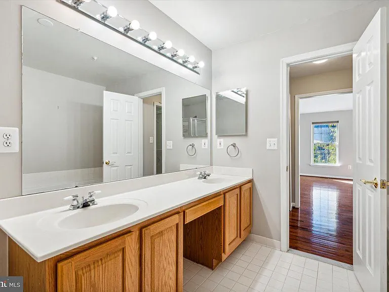 2442 Rippling Brook Rd — Photo 22