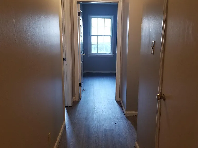 4825 Rolling Fields Dr — Photo 9