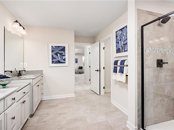3rd image of 8 Westhaven Lakes