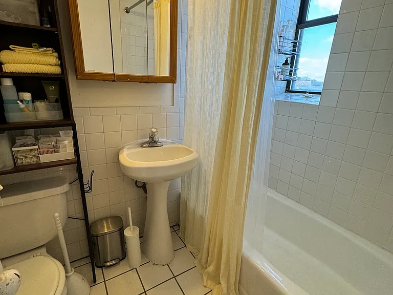 1254 Commonwealth Ave #21 — Photo 12