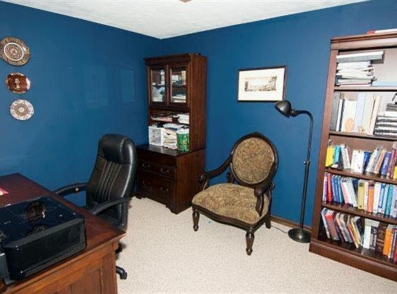 5th image of 2524 Hay Creek Dr