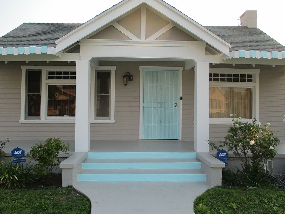 1st image of 5444 S Victoria Ave