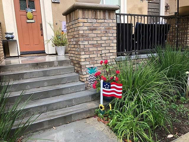 1st image of 10452 Arcade Ln
