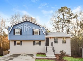 7180 Woodland Cir, Riverdale, GA 30274