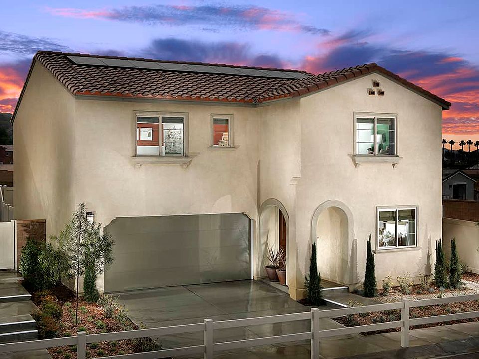 Ridgeline - Residence 3 Front Exterior
