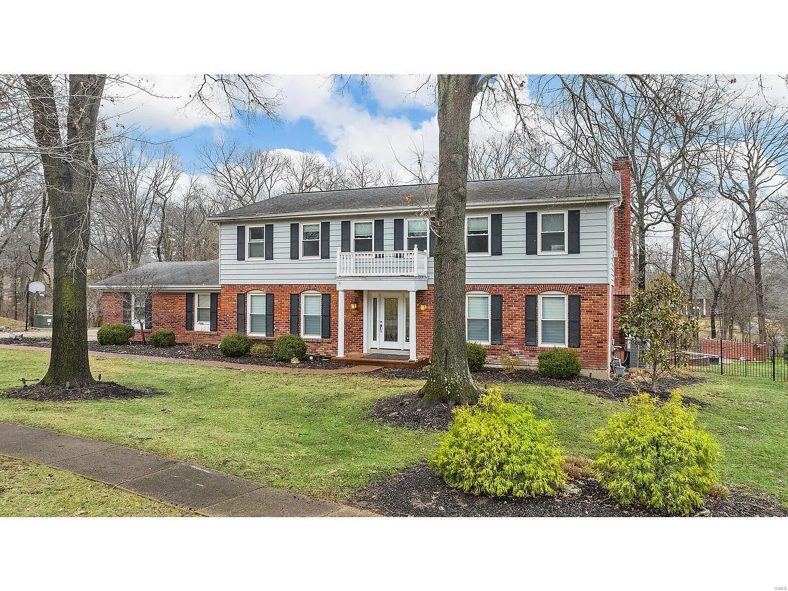 1814 Armstead Dr photo 1