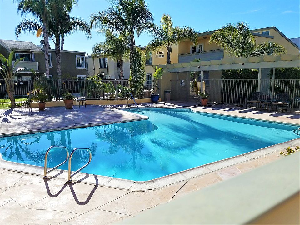 2nd image of 5252 Balboa Arms Dr Unit 162