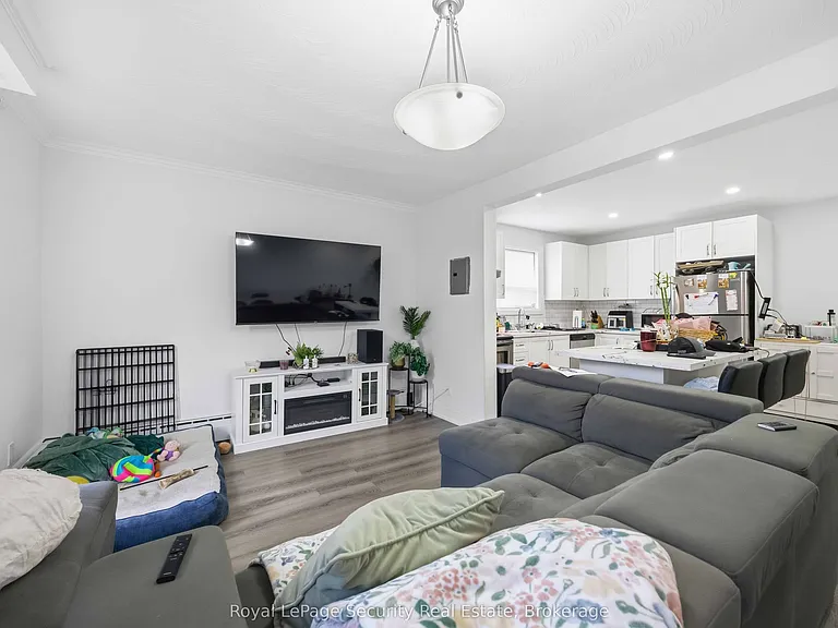58 Leduc Dr #3 — Photo 16