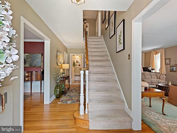 2nd image of 1021 Shadeland Ave