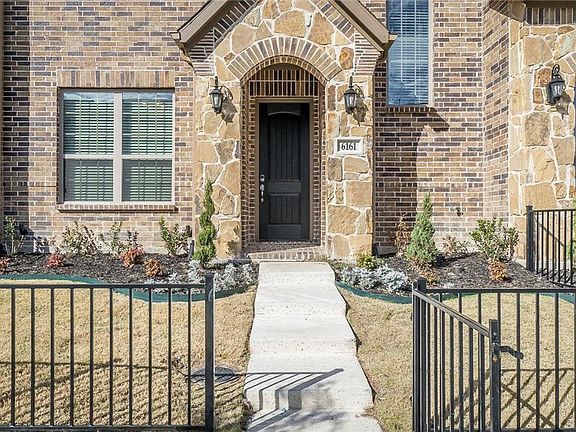 2nd image of 6161 Rainbow Valley Pl
