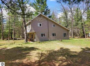 10332 Marx Rd, Wellston, MI 49689