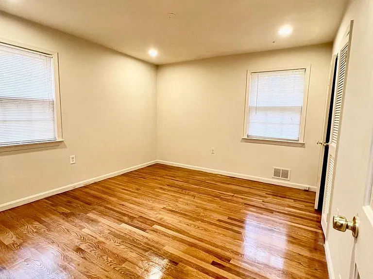 7510 Sanner Rd — Photo 9