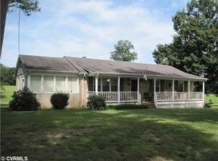 8905 Hickory Rd, South Chesterfield, VA 23803