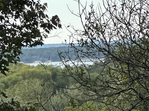 21076 Trailwood Ct, Whitney, TX 76692