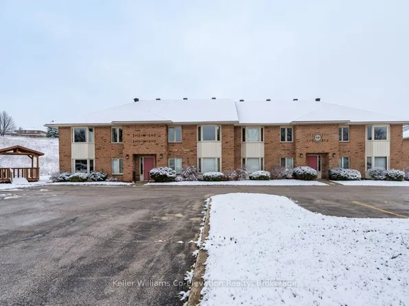 159 Church St #2, Penetanguishene, ON L9M 1E4