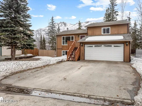 18316 Hidden Falls Ave, Eagle River, AK 99577