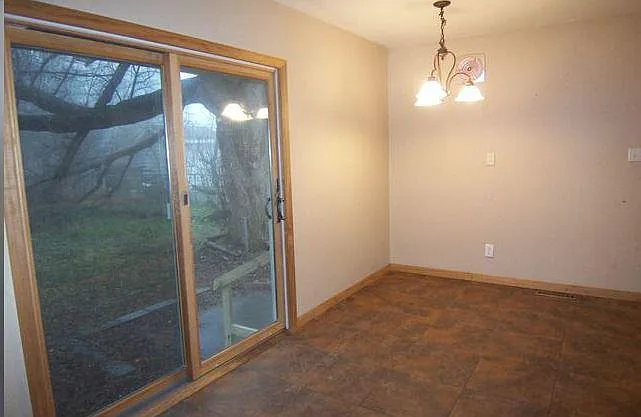 1203 Jasper Dr — Photo 4