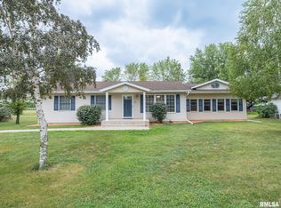 176 E Freedom Ln, Manito, IL 61546