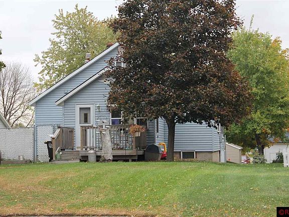 2nd image of 219 N Washington Ave