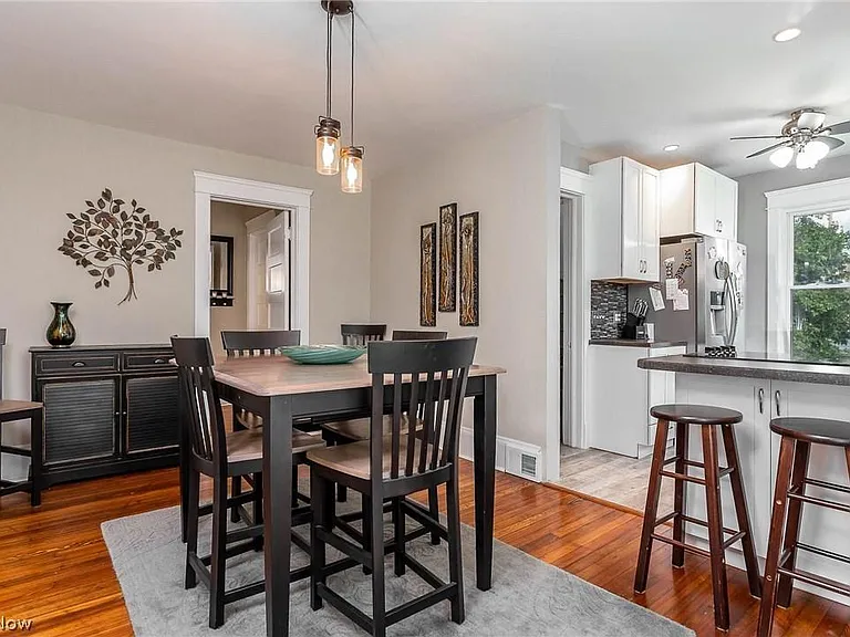 1575 Winton Ave — Photo 4