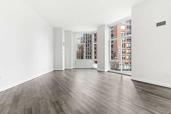 Rented by Compass | media 26