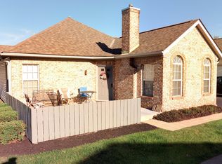 274 Villa Oaks Ln, Columbus, OH