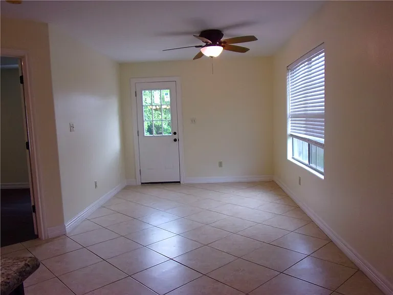 6109 Queen Jane St — Photo 22