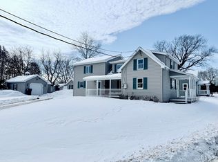 23 South St, Champlain, NY 12919