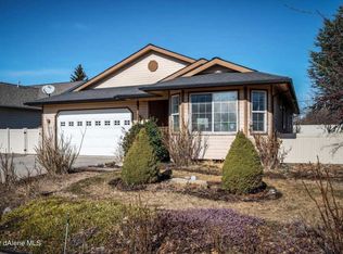 1998 E Fountain Dr, Post Falls, ID 83854