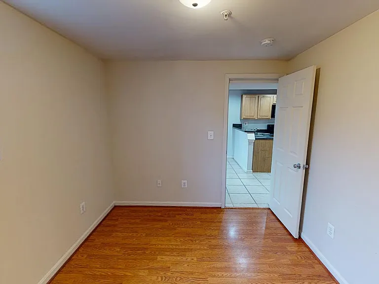 732 Park Rd NW #B-4 — Photo 6