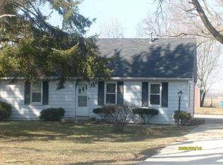 8424 Salisbury Rd, Monclova, OH 43542