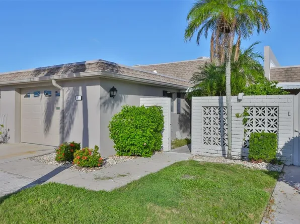 439 Boca Ciega Point Blvd N, Saint Petersburg, FL 33708