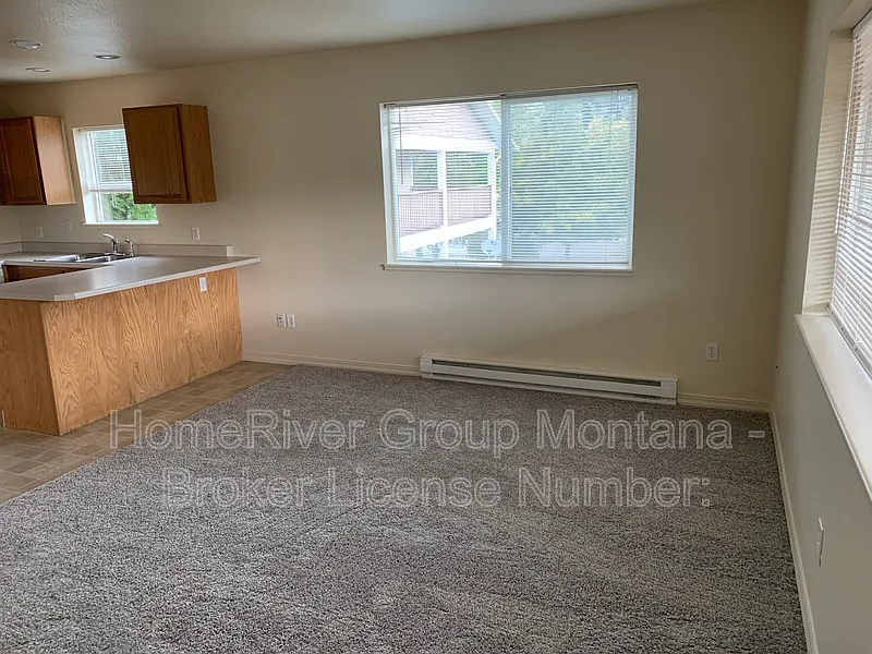 1 bed, 1.0 bath, $1,045 — Photo 2