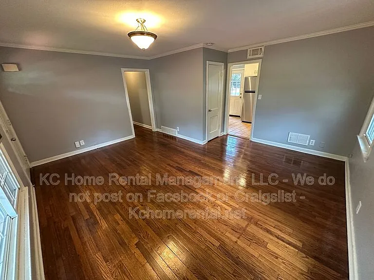 8419 Pennsylvania Ave — Photo 11