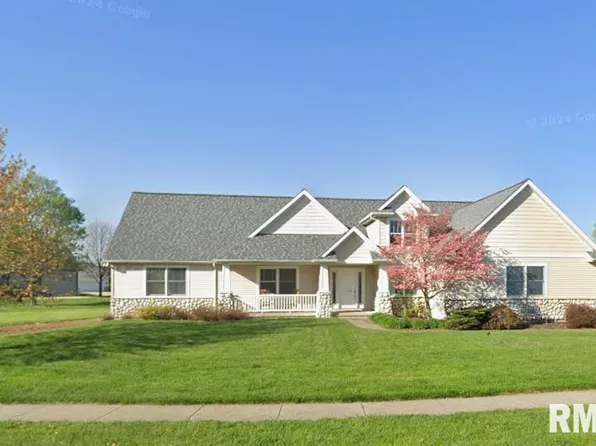 407 Burberry Ln, Rochester, IL 62563