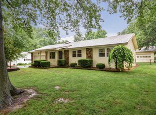 1133 W Riverside St, Springfield, MO 65807