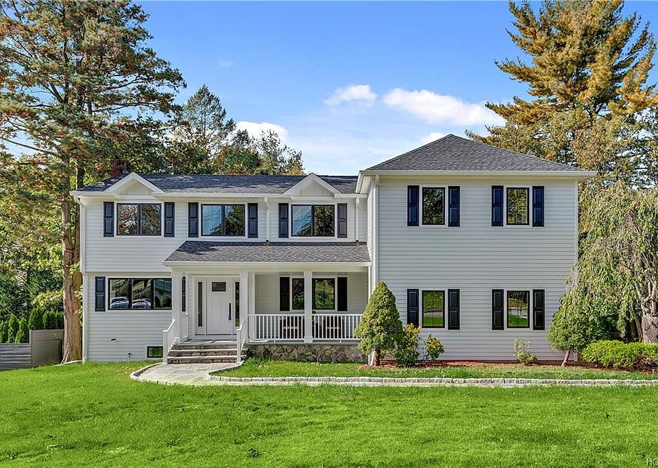 1st image of 1 Winthrop Dr #1