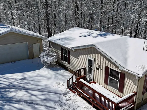 N1641 Sundance Trl, Keshena, WI 54135