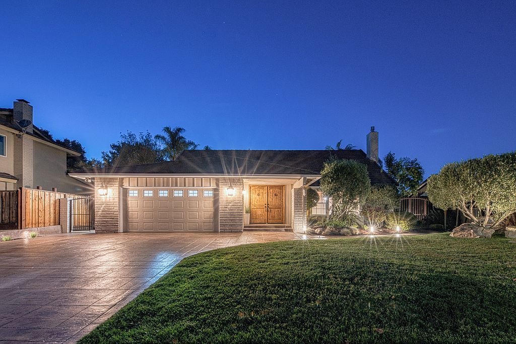 23016 Espada Dr - Property Image